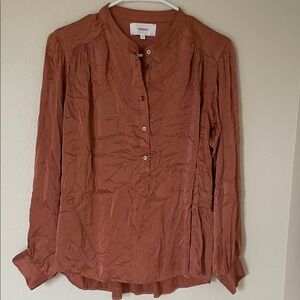XiRENA Blush 100% Silk Button-Up Blouse